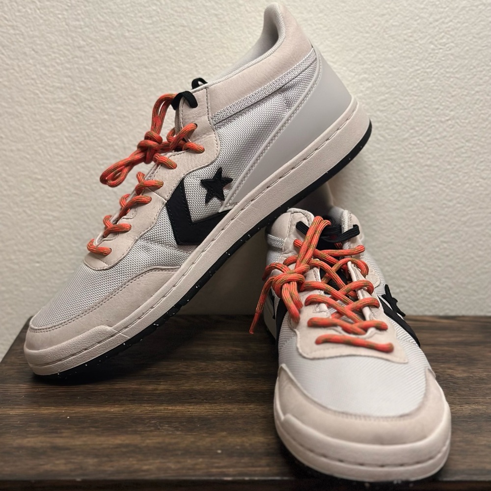 Men’s converse fastbreak size 11.5